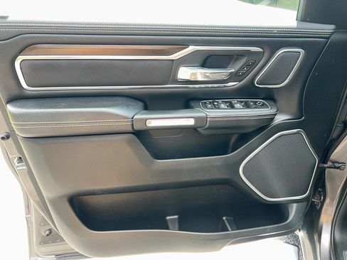 Used 2021 RAM 1500 Laramie RWD image 12