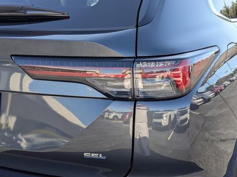 New 2026 Mitsubishi Outlander SEL image 11