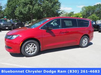 New 2025 Chrysler Voyager LX image 1