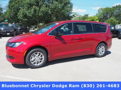 New 2025 Chrysler Voyager LX