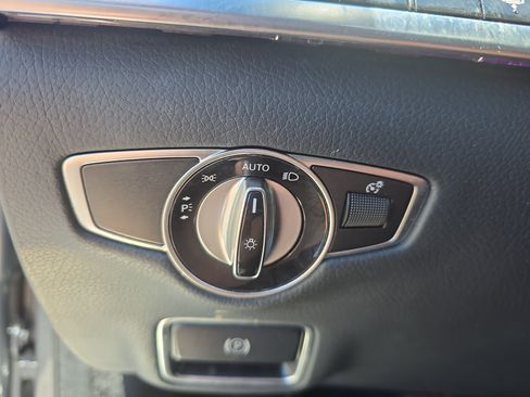Used 2019 Mercedes-Benz S 560 4MATIC Sedan image 25