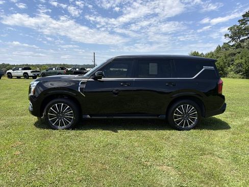 Certified 2025 Nissan Armada Platinum Reserve AWD/4WD image 10
