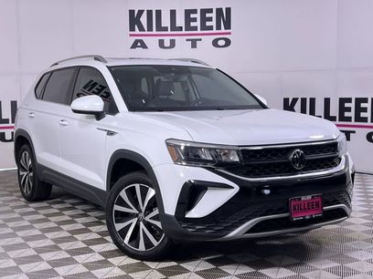 New 2024 Volkswagen Taos SE