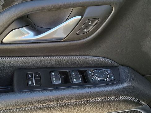 Used 2023 GMC Yukon XL Denali image 22