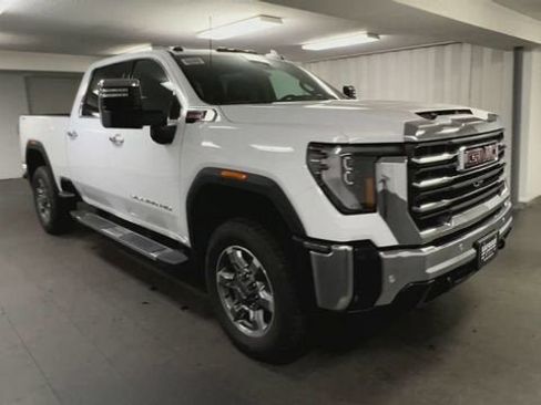 New 2026 GMC Sierra 2500 SLT w/ SLT Premium Package AWD/4WD image 2