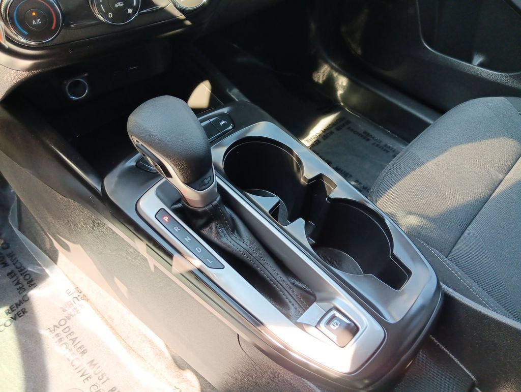 Used 2026 Chevrolet Trax LS FWD image 23
