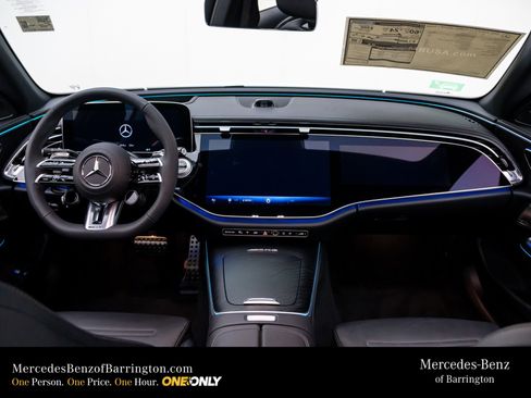 New 2026 Mercedes-Benz E 53 AMG e 4MATIC Sedan image 11