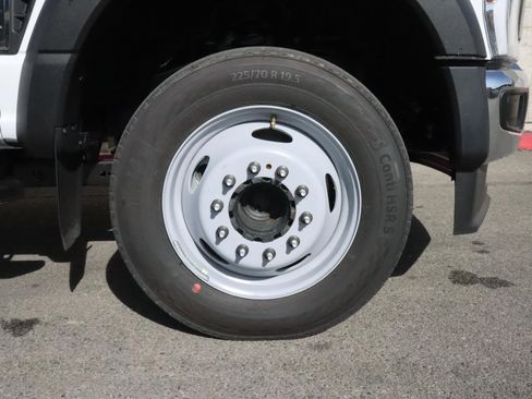 Used 2024 Ford F450 XL w/ XL Chrome Package image 25