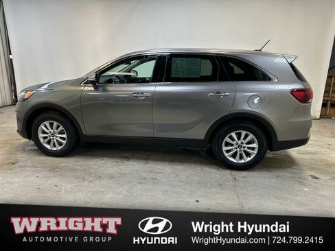 Used 2019 Kia Sorento LX image 7