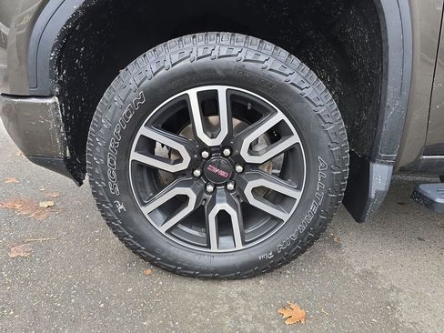Used 2019 GMC Sierra 1500 AT4 image 40