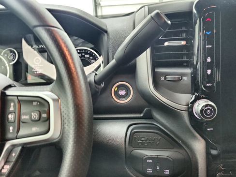 New 2026 RAM 2500 Tradesman AWD/4WD image 29