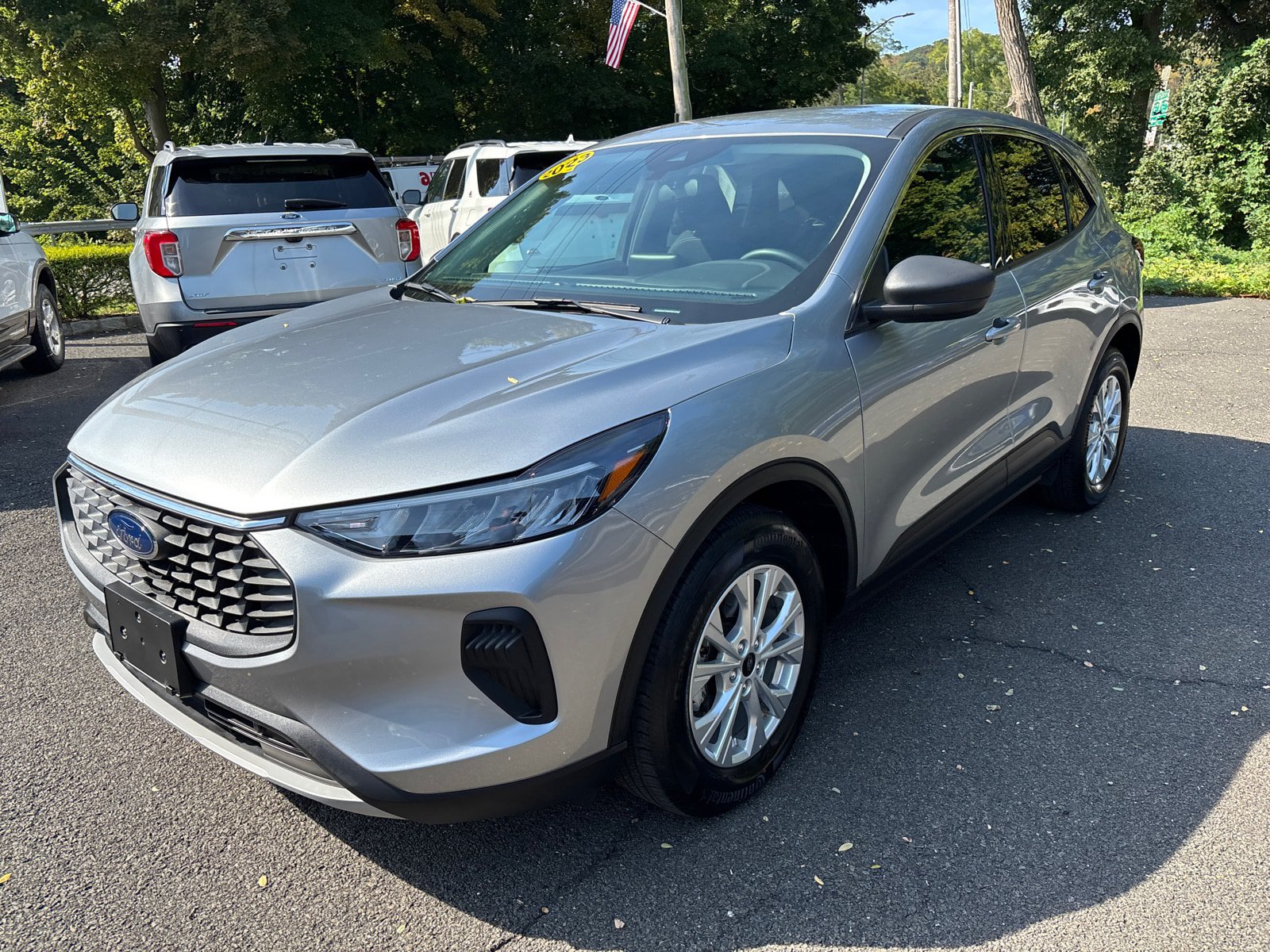 Used 2023 Ford Escape Active AWD/4WD image 3