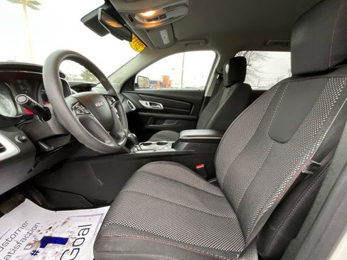 Used 2017 GMC Terrain SLE image 22