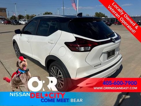 Used 2022 Nissan Kicks SV FWD image 3