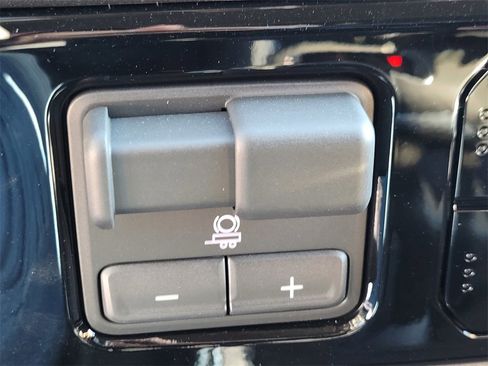 New 2026 GMC Sierra 1500 Elevation w/ Preferred Package image 15