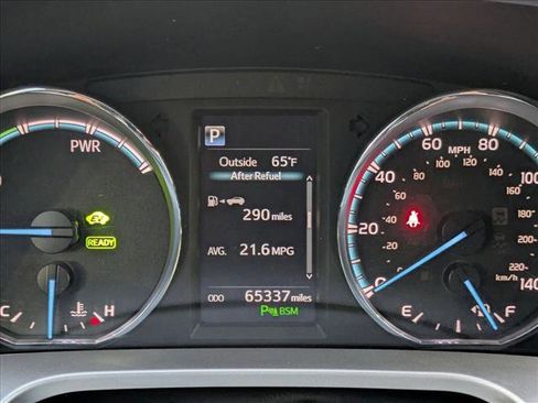 Used 2017 Toyota RAV4 Limited image 11