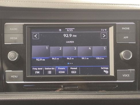 Used 2024 Volkswagen Jetta SE FWD image 25