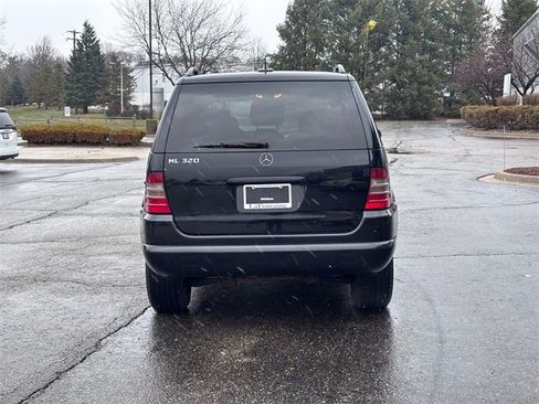 Used 2001 Mercedes-Benz ML 320 4MATIC image 4