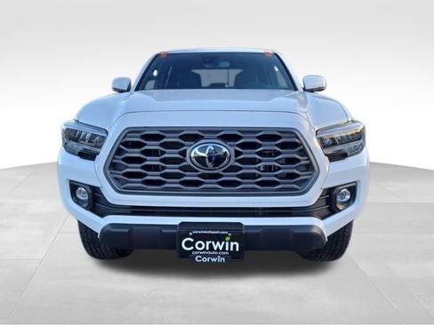 Used 2023 Toyota Tacoma TRD Off-Road image 2
