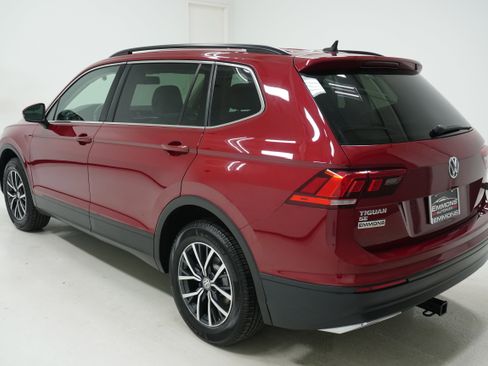 Used 2019 Volkswagen Tiguan SE image 6