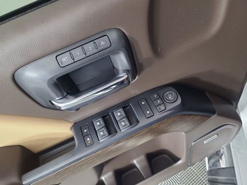 Used 2017 GMC Sierra 3500 Denali w/ Duramax Plus Package image 16