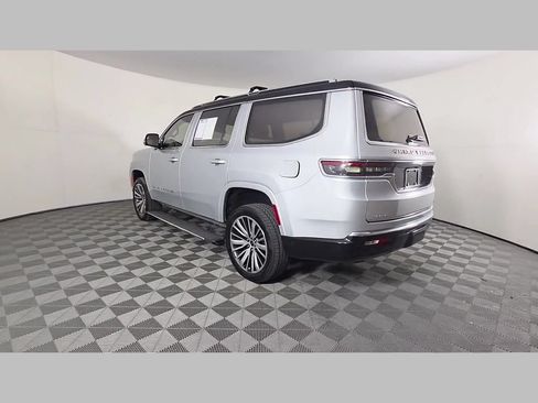 Used 2022 Jeep Grand Wagoneer Series III AWD/4WD image 44