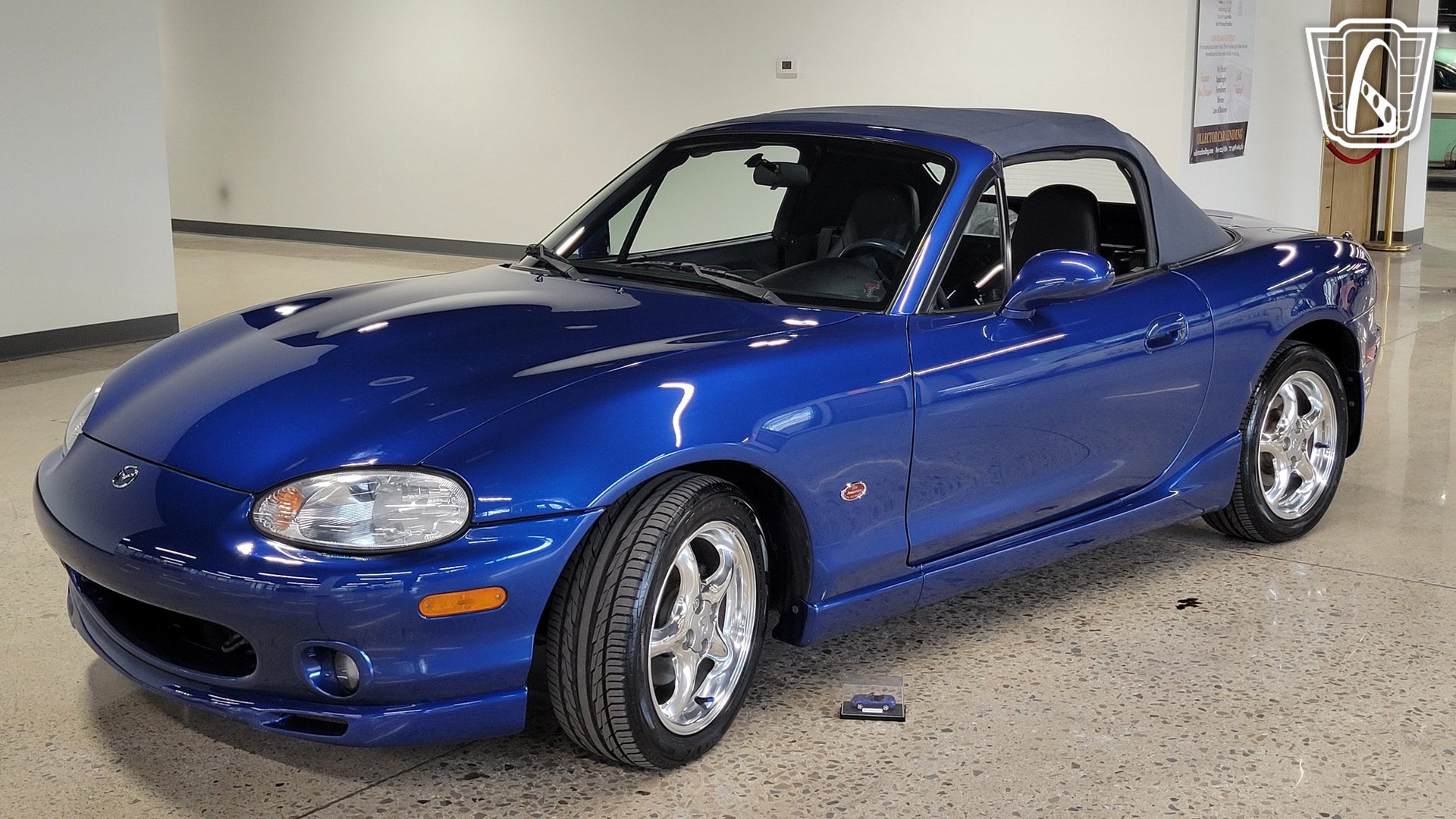 Used 1999 MAZDA MX-5 Miata RWD image 22