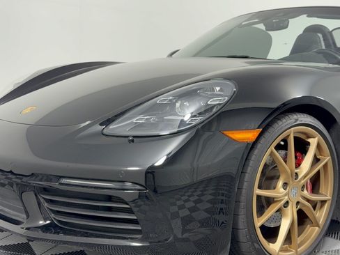 Certified 2021 Porsche 718 Boxster RWD image 12