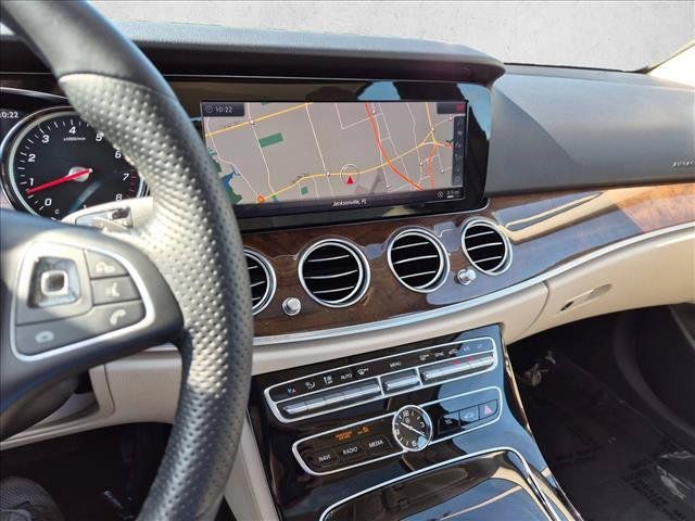 Used 2018 Mercedes-Benz E 400 4MATIC Sedan image 12