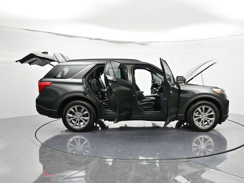 Used 2022 Ford Explorer XLT w/ Equipment Group 202A image 54