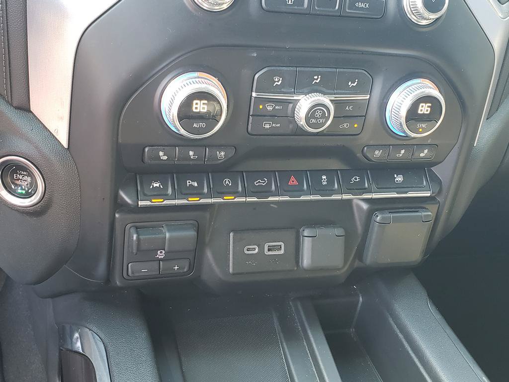 Used 2019 GMC Sierra 1500 SLT w/ SLT Premium Plus Package AWD/4WD image 17