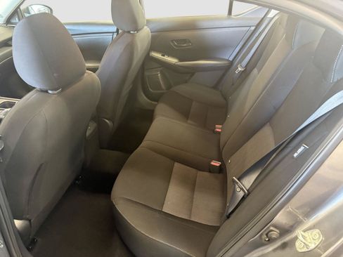Used 2024 Nissan Sentra SV FWD image 25
