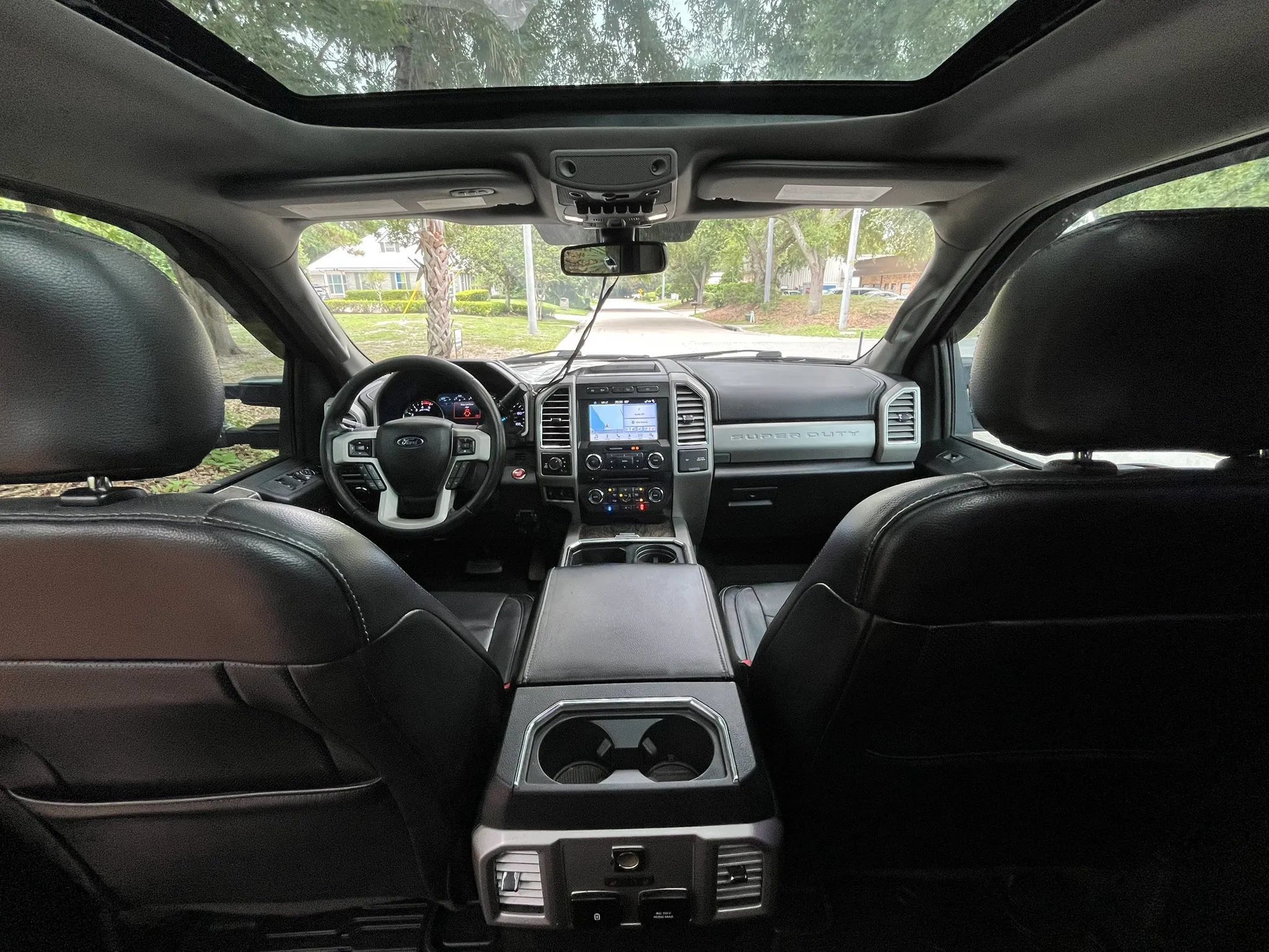 Used 2017 Ford F250 Lariat w/ Lariat Ultimate Package AWD/4WD image 12