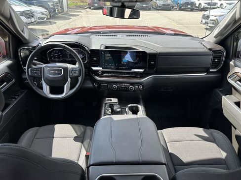 Used 2024 GMC Sierra 1500 Elevation w/ X31 Off-Road Package AWD/4WD image 11