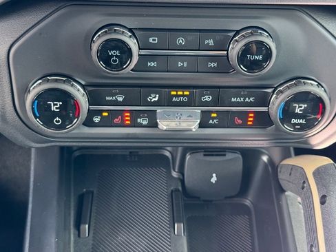 New 2025 Ford Bronco Badlands AWD/4WD image 21