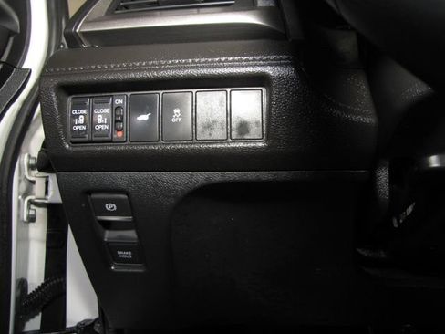 Certified 2025 Honda Odyssey EX-L image 9