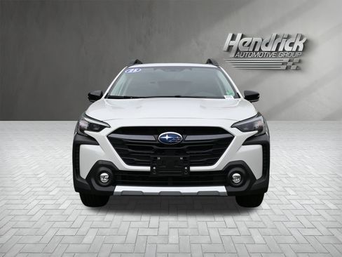 Certified 2025 Subaru Outback Limited XT image 2