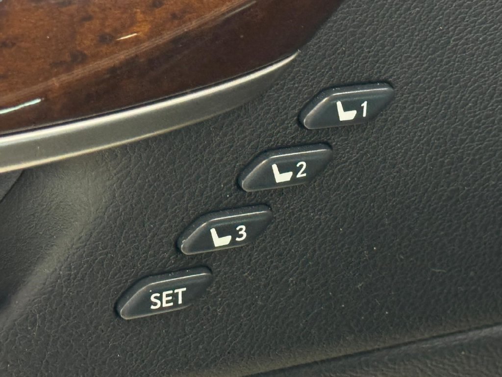 Used 2018 Lexus ES 350 w/ Luxury Package w/Wood Trim FWD image 18