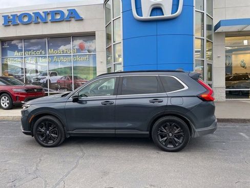 Used 2023 Honda CR-V Sport Touring image 2