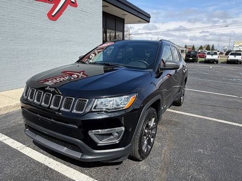 Used 2021 Jeep Compass Latitude w/ Sun and Sound Group image 2