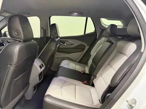 Used 2022 GMC Terrain SLT w/ Infotainment Package II image 25
