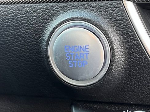 Used 2025 Hyundai Sonata SEL FWD image 17