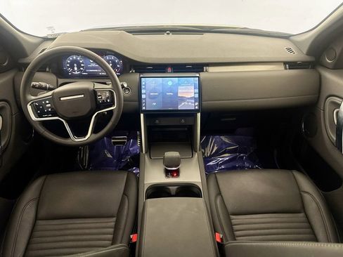 Certified 2025 Land Rover Discovery Sport Dynamic SE image 22