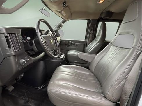Used 2023 Chevrolet Express 3500 LS image 17