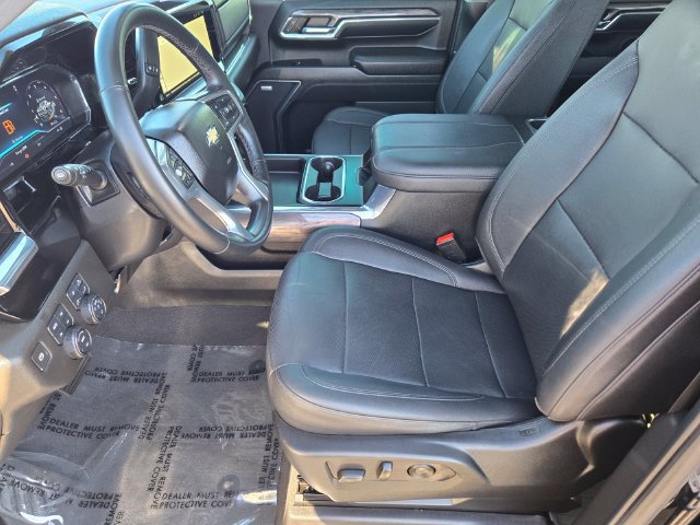 Used 2024 Chevrolet Silverado 2500 LTZ w/ LTZ Plus Package AWD/4WD image 11