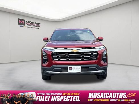 Used 2026 Chevrolet Equinox LT w/ Convenience Package II AWD/4WD image 2