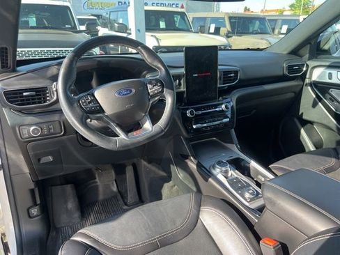 Used 2022 Ford Explorer ST w/ Equipment Group 401A AWD/4WD image 8