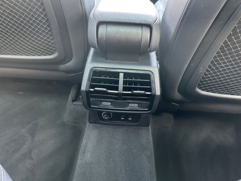 Used 2021 Audi Q3 2.0T Premium Plus w/ Premium Plus Package image 22