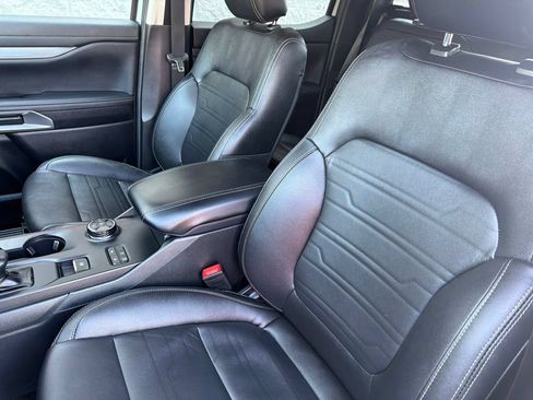 Used 2024 Ford Ranger Lariat w/ Advanced Towing Package AWD/4WD image 10