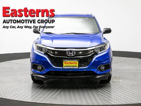 Used 2021 Honda HR-V Sport image 2
